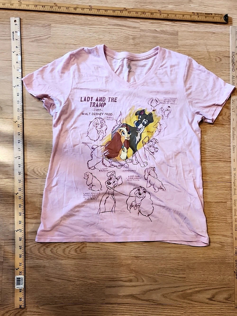 Disney Lady and the Tramp Sketch V-Neck T-Shirt Pink